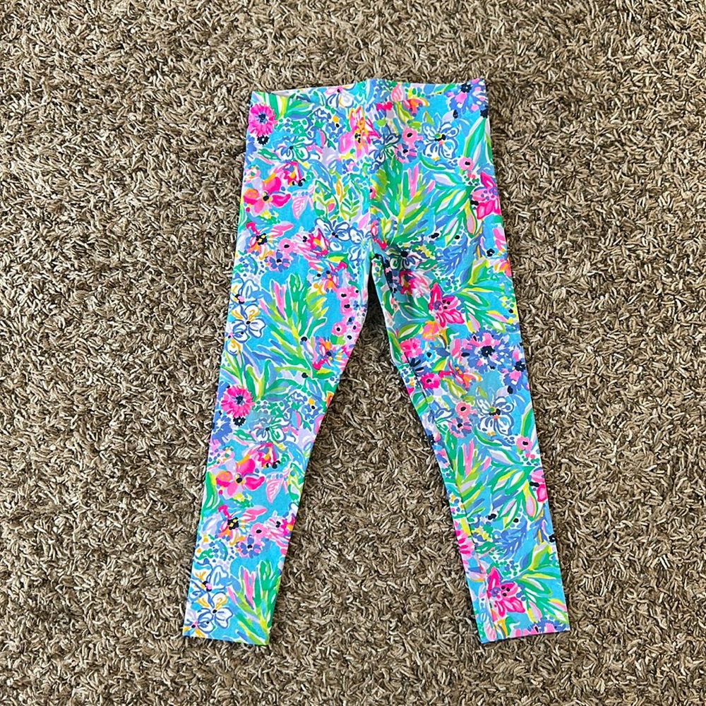 Girls size S 4-5 Lilly Pulitzer weekender legging